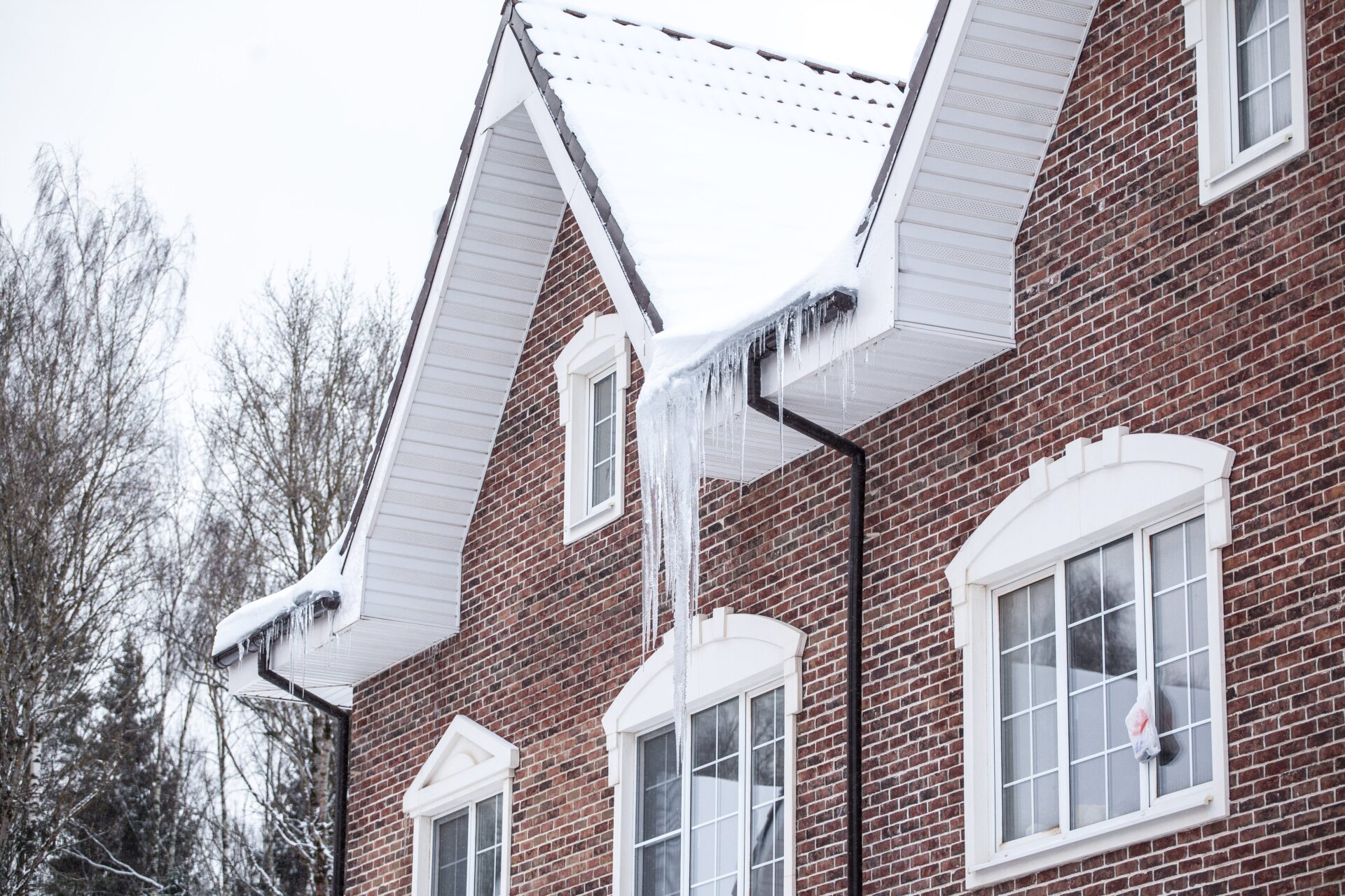 Winter Roof Care - Eastside Washington