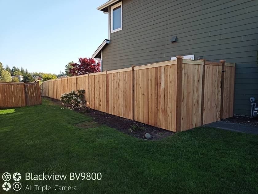 Functional and beautiful cedar fencing in Puyallup, Washington.