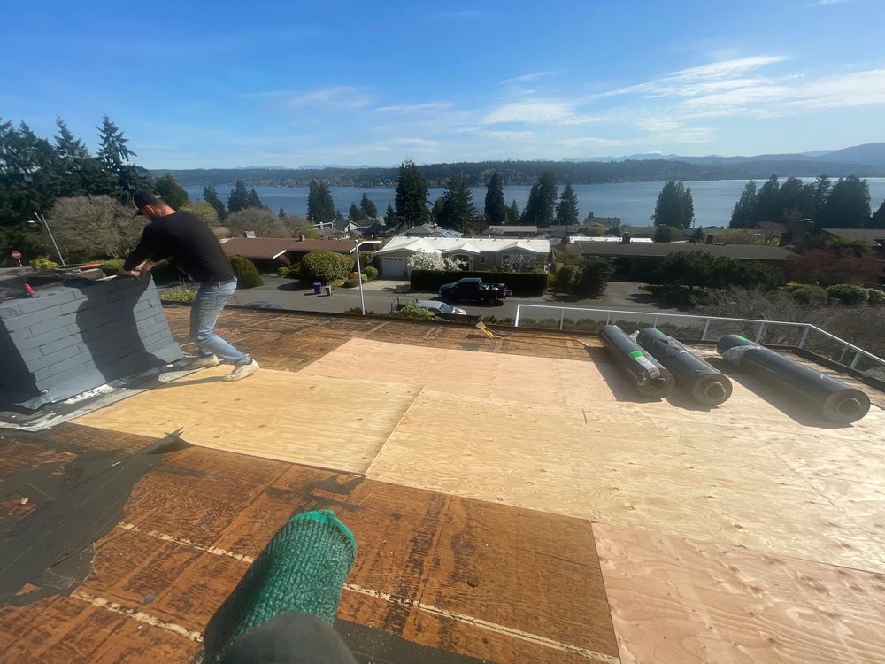 High-quality flat roof installed for a Bellevue property.

