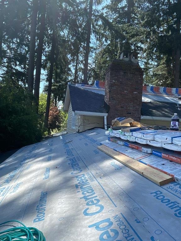 Orca Roofing's expert roof and gutter solution in Mercer Island, WA.

