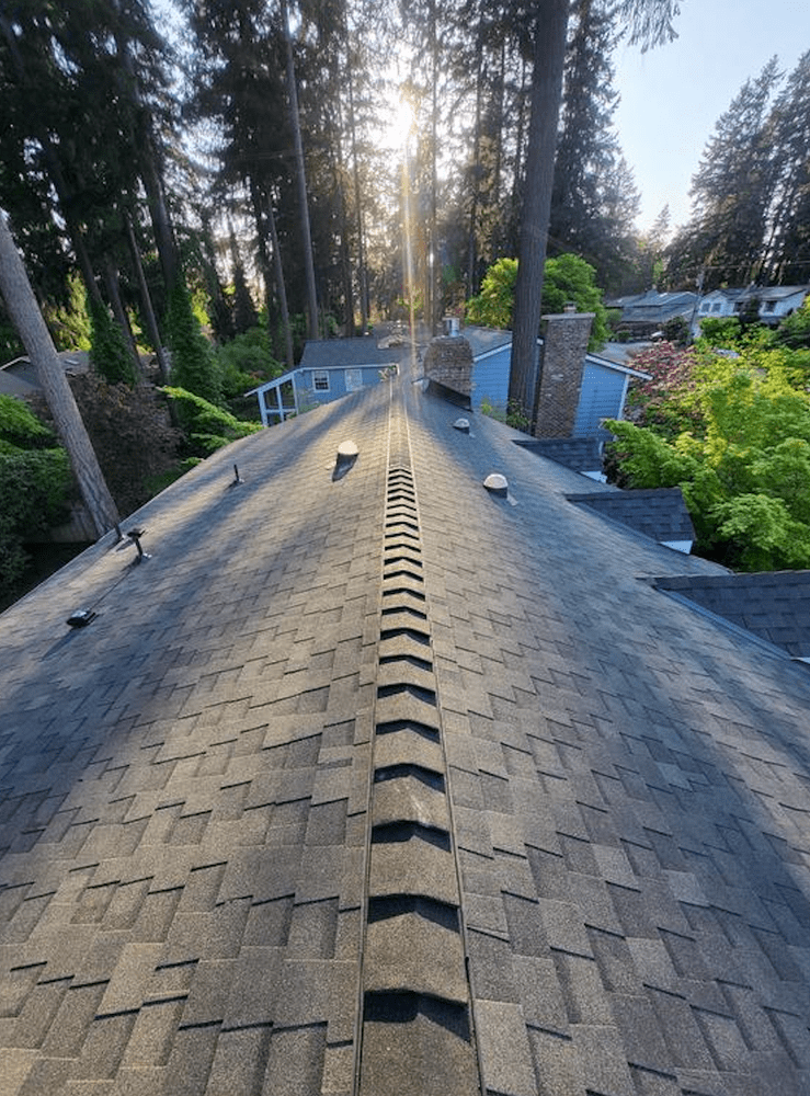Mercer Island home upgraded with resilient CertainTeed Northgate shingles.

