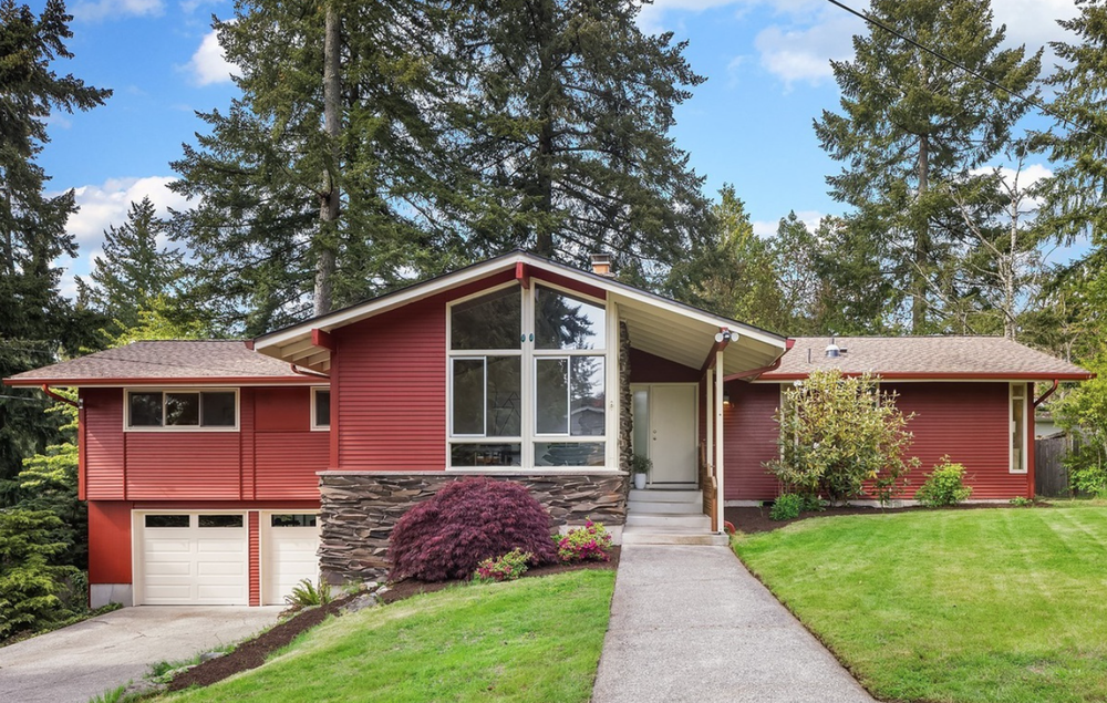 Roof cleaning service in Bellevue by Orca Roofing & Exteriors.

