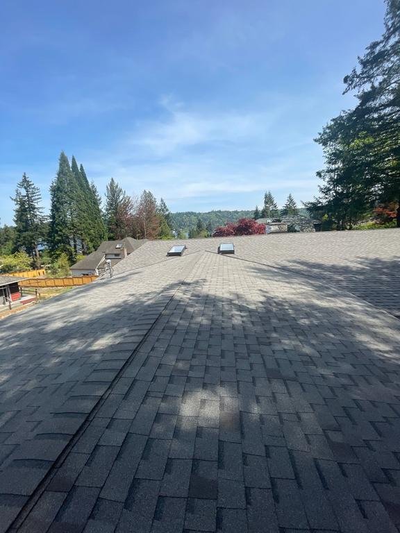 Orca Roofing's Pabco Premier shingle project protecting a Redmond home.

