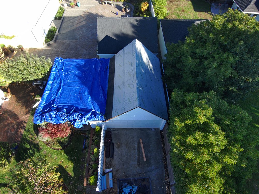 Expert Malarkey shingle installation in Seattle, Washington.

