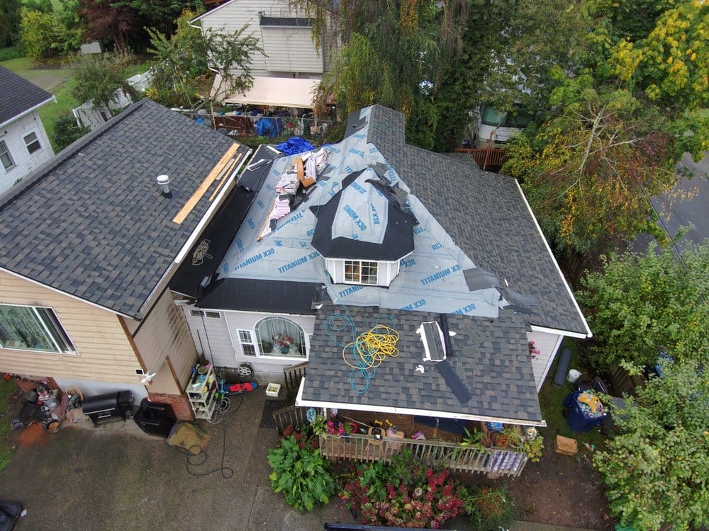 Expert asphalt shingle roof project completed in Tukwila, Washington.


