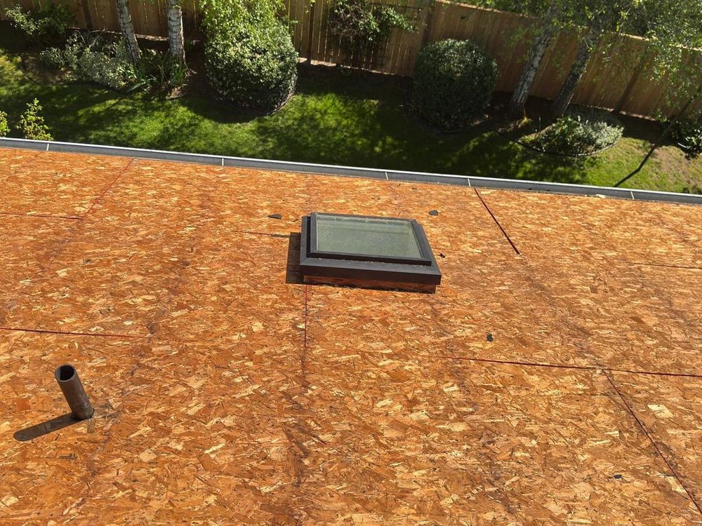 High-performance CertainTeed Northgate roof in Bothell, Washington.

