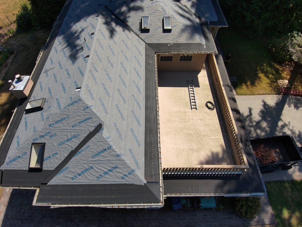 A newly installed lightweight Brava roof by Orca Roofing and Exteriors.