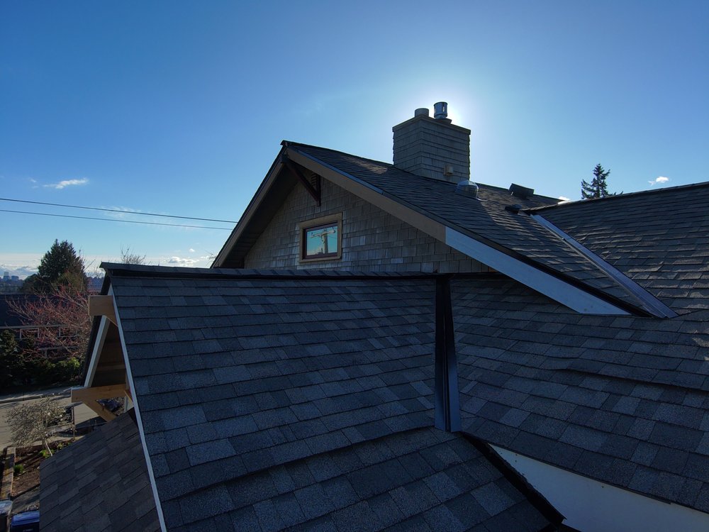 New standard shingles installed on a home in Kirkland
