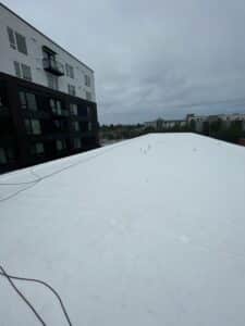 good commercial roofing contractor