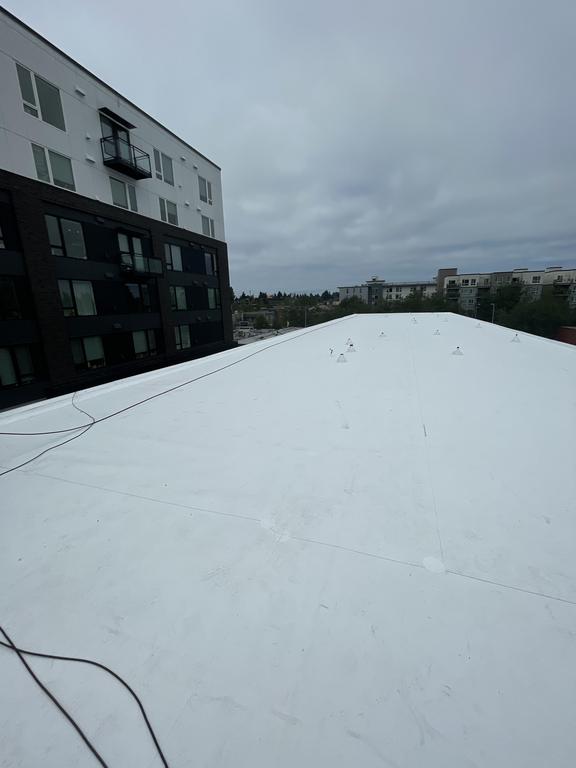 good commercial roofing contractor
