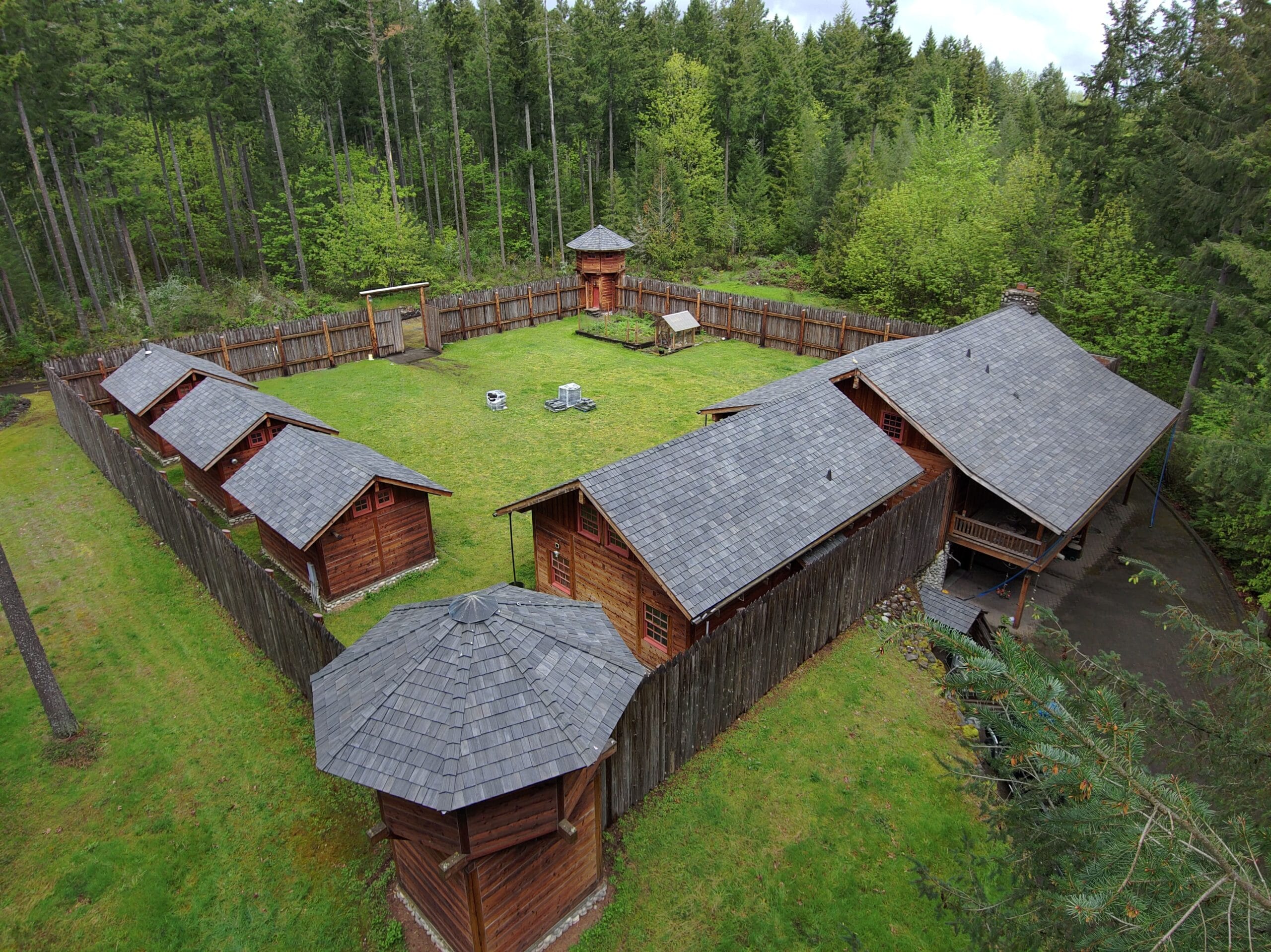 Architectural asphalt shingles installed by Medina roofing contractors