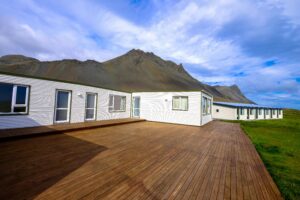 Large backyard deck replacement with TimberTech materials